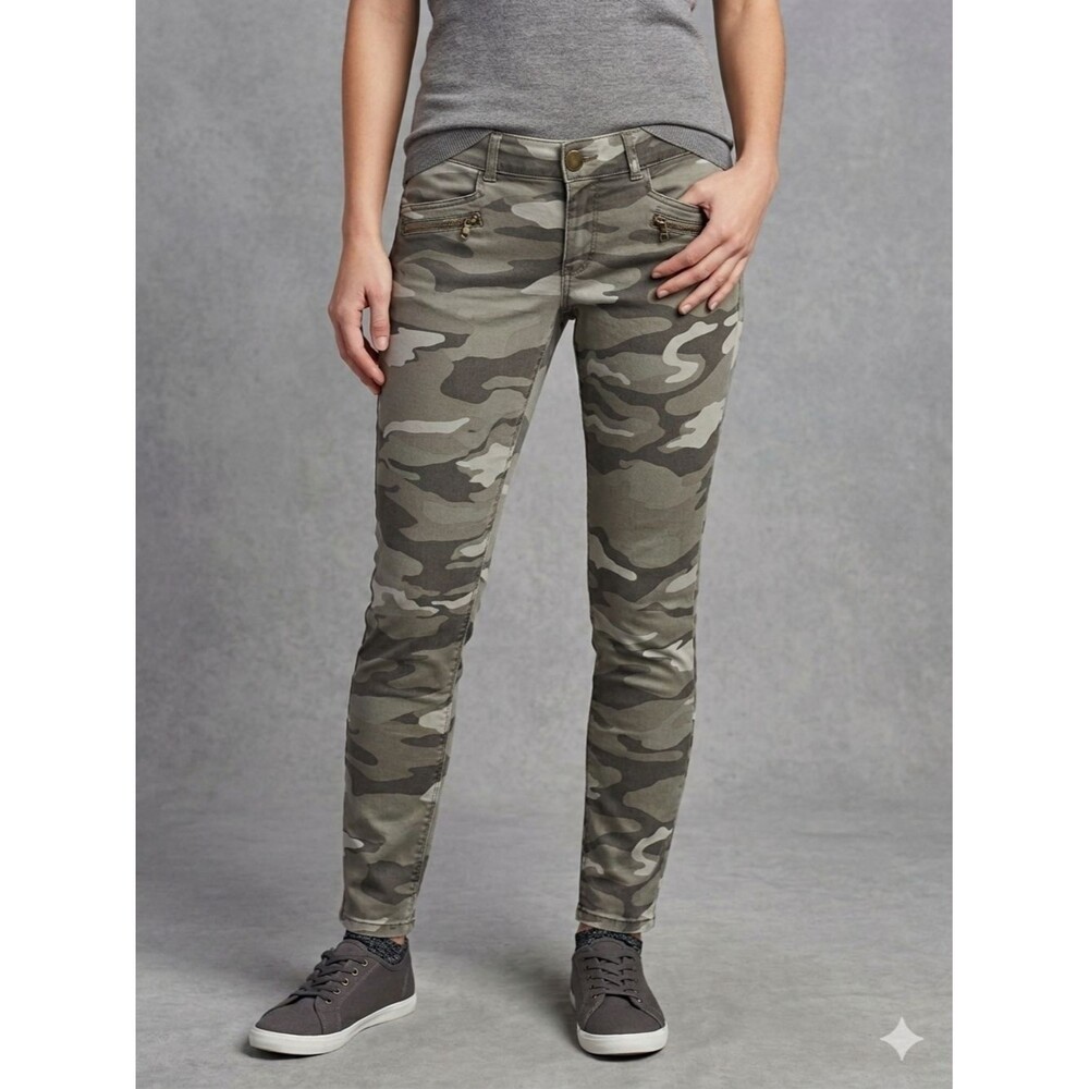 Democracy "Ab"solution Camo Skinny Cargo Pants Grey Size 6